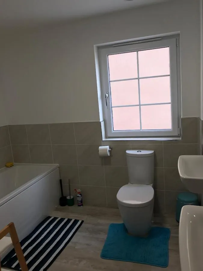 Bed & Breakfast Large En Suite Bedroom For 2 Persons No Breakfast Provided Edinburgh United Kingdom