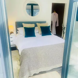  Bed & Breakfast By The Coast